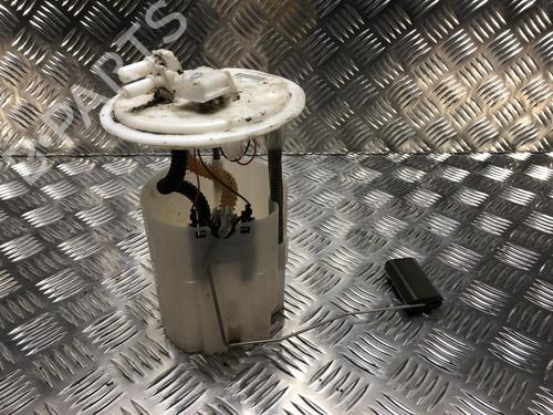 Used Fuel pump RENAULT MEGANE III Coupe (DZ0/1_) 1.5 dCi (DZ0A) (86 hp) 28334814