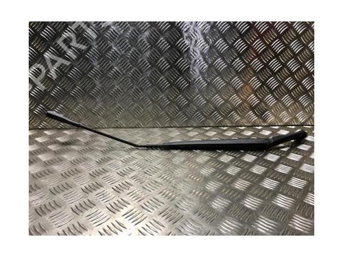 Front windshield wiper arm NISSAN QASHQAI I (J10, NJ10) 1.5 dCi | BP23950885C143 