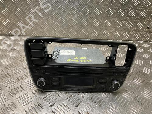 Used Radio Radio VW UP! (121, 122, BL1, BL2, BL3, 123) 1.0 (60 hp) 33206276 33206276