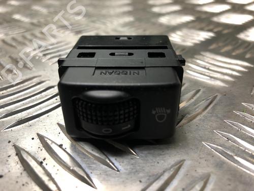 Spak kontakt NISSAN X-TRAIL I (T30) 2.2 Di 4x4 (114 hp) 31198019