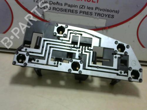 Used Licence plate light PEUGEOT 406 (8B) 2.1 TD 12V (109 hp) 13290438