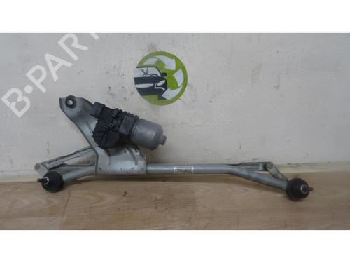 Used Front wiper motor DACIA SANDERO 1.5 dCi (68 hp) 13282818