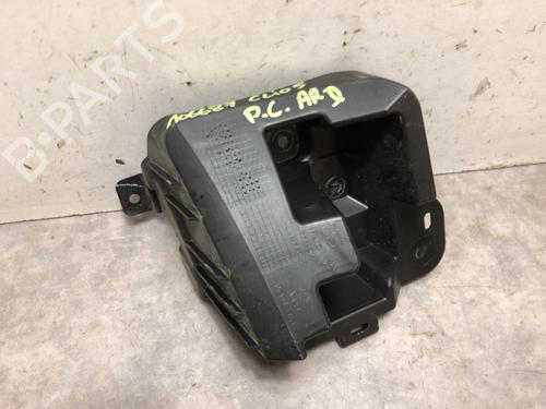 Used Rear bumper bracket RENAULT CLIO V (B7_) 1.0 TCe 90 (B7MT) (91 hp) 23128352