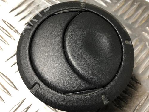 Used Air vent RENAULT MASTER III Van (FV) 2.3 dCi 135 FWD (FV0N, FV08, FV06, FV00, FV1S) (136 hp) 31342621