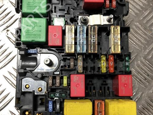fuse-box-peugeot-208-i-ca_-cc_-2012-2013-2014-2015-2016-2017-2018-2019-2020-2021-31651398 main image