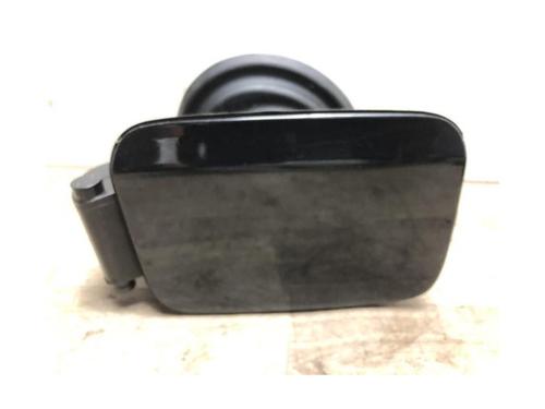 Fuel flap BMW 3 (E90) 325 i | BP23457312C131 