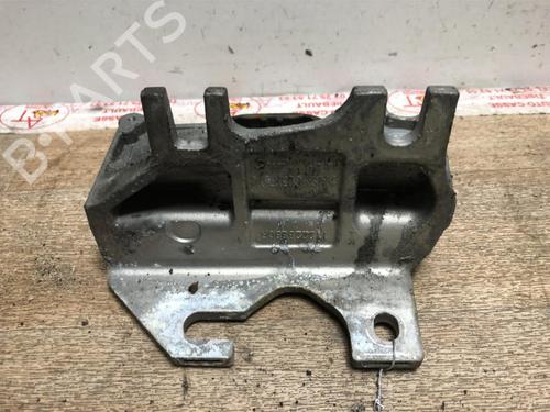 Used Engine mount RENAULT CLIO IV (BH_) 1.2 16V (73 hp) 30673995
