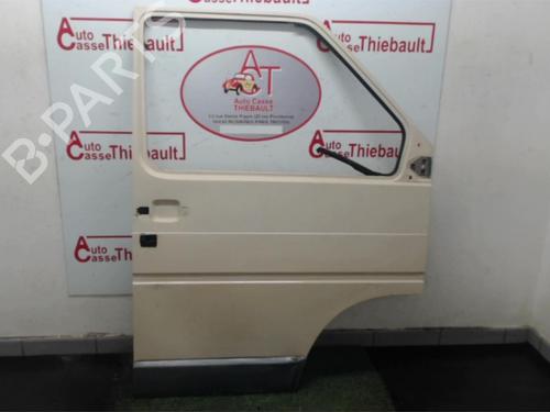 Used Right front door RENAULT TRAFIC Van (T_, P_, V_) 2.1 D 4x4 (58 hp) 30781478