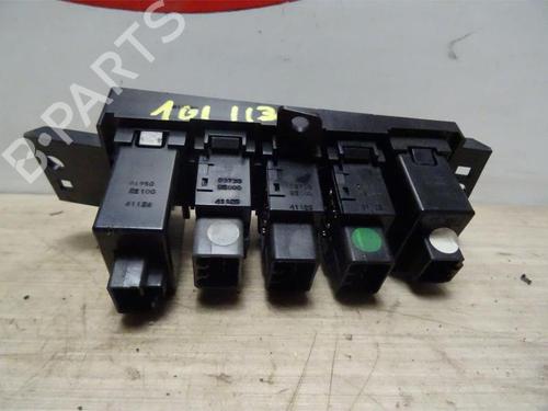 Switch HYUNDAI TUCSON (JM) 2.0 CRDi All-wheel Drive | BP12977893I30 