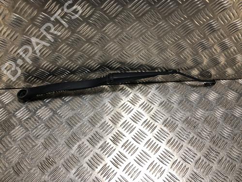Used Front windshield wiper arm NISSAN JUKE (F15) 1.5 dCi (110 hp) 31197810