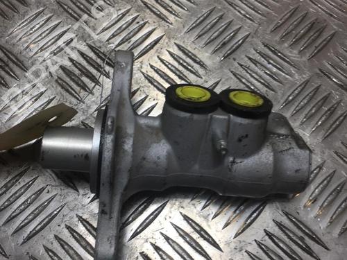 Used Brake master cylinder CITROËN C3 III (SX) 1.6 BlueHDi 100 (99 hp) 24631271