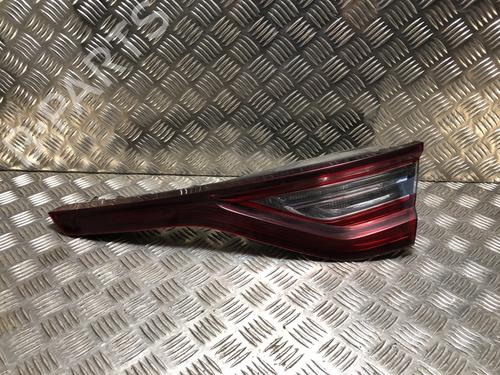 Feu de coffre droit RENAULT MEGANE IV Hatchback (B9A/M/N_) 1.5 dCi 110 (B9A3) (110 hp) 31201049