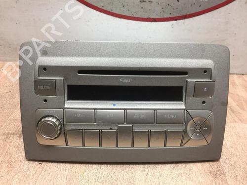 Used Radio LANCIA MUSA (350_) 1.3 D Multijet (350.AXB11, 350.AXB1A) (70 hp) 13282181