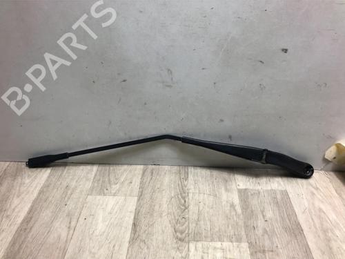 Used Front windshield wiper arm MERCEDES-BENZ A-CLASS (W169) A 180 CDI (169.007, 169.307) (109 hp) 20613587