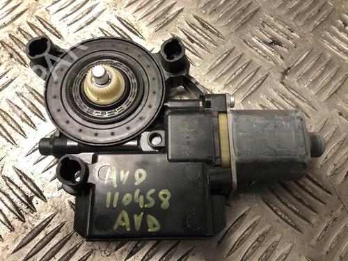 Used Right front window motor VW POLO V (6R1, 6C1) 1.6 TDI (90 hp) 31202082