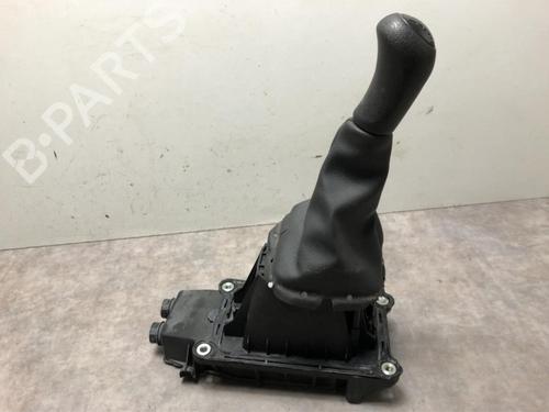 Used Gear lever DACIA DOKKER MPV (KE_) 1.2 TCe (KEM0, KEAY) (115 hp) 20617601