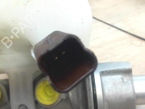 master-brake-citroen-c4-ii-nc_-16-bluehdi-120-00004601y4-2009-13037846 main image