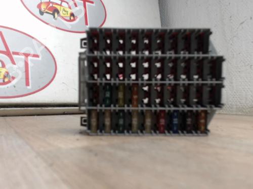 Used Fuse box Fuse box VOLVO V70 II (285) D5 AWD (163 hp) 23033537 23033537