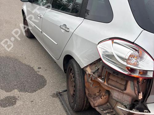 Right front fog light RENAULT CLIO III Grandtour (KR0/1_) 1.5 dCi (KR0F) | BP31199948C31 