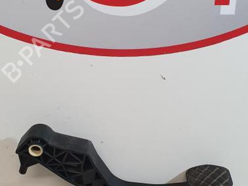 Used Clutch pedal AUDI A3 Sportback (8PA) 1.6 TDI (105 hp) 25297532