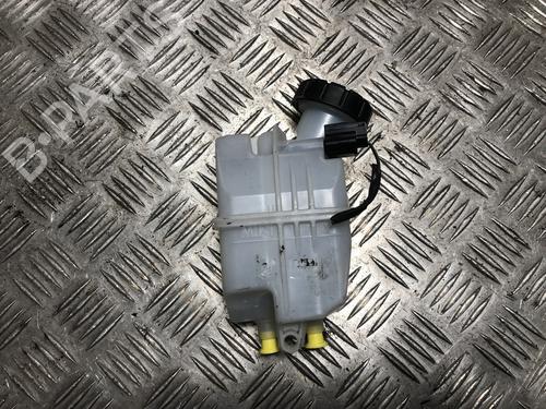 Used Brake fluid reservoir Brake fluid reservoir RENAULT CAPTUR II (HF_) E-TECH 145 (HFMU) (143 hp) 33660843 33660843