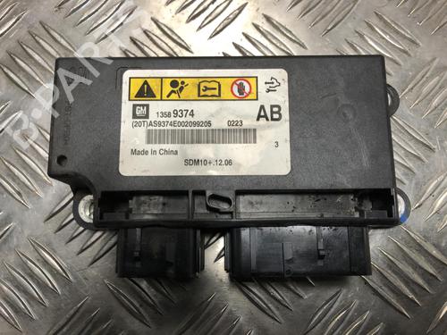 Steuergerät Airbag für CHEVROLET ORLANDO (J309) 2.0 D (131 hp) 31185687