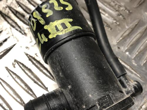 Used Washer pump CITROËN C4 III (BA_, BB_, BC_) ë-C4 (BCZKXC, BZCKSC) (136 hp) 31246373