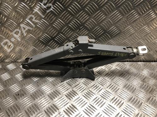 Jack Kit Jack Kit RENAULT SUPER 5 (B/C40_) 1.1 (B/C/401, B/C40H) (45 hp) 34393310 34393310