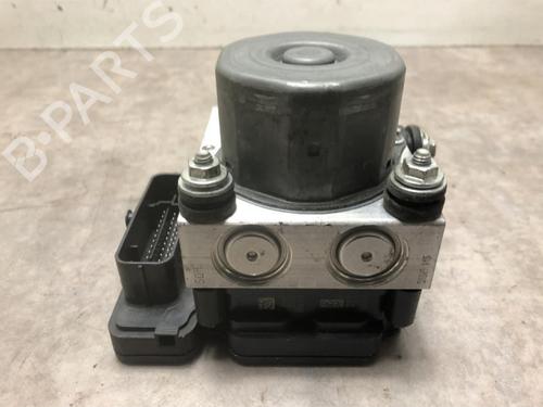 Used ABS pump NISSAN PULSAR Hatchback (C13) 1.5 dCi (110 hp) 20621296