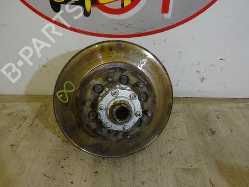 Used Right front steering knuckle NISSAN PICK UP (D22) 2.5 Di 4WD (133 hp) 13274891