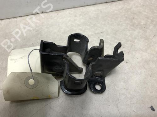 Used Hood lock MERCEDES-BENZ E-CLASS (W211) E 220 CDI (211.006) (136 hp) 20615112