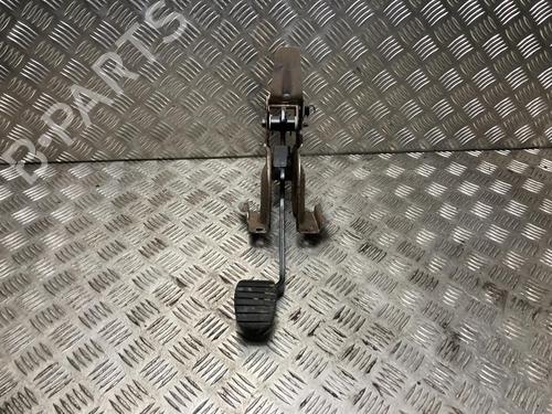 bremsepedal DACIA SANDERO II TCe 90 (B8M1, B8MA, B8AC) (90 hp) 31204543