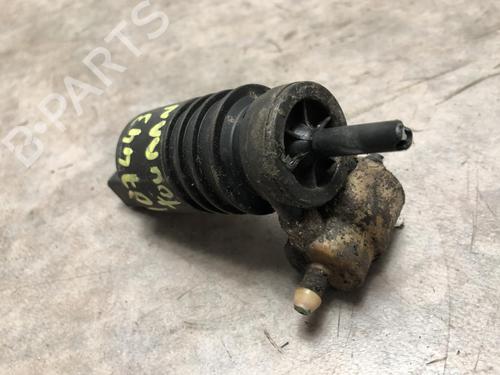 Used Washer pump VW TOURAN (1T1, 1T2) 2.0 TDI 16V (140 hp) 20624506