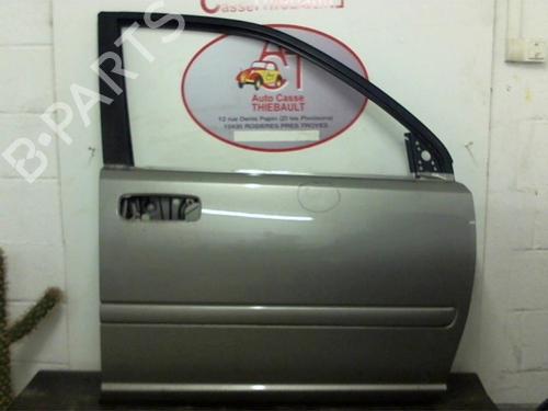 Used Right front door NISSAN X-TRAIL I (T30) 2.2 dCi 4x4 (136 hp) 12963558