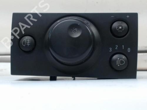 Used Headlight switch OPEL VECTRA C (Z02) 2.0 DTI 16V (F69) (101 hp) 12961817