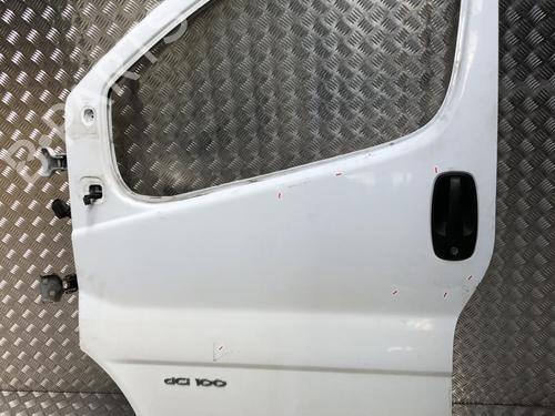 Used Left front door NISSAN PRIMASTAR Van (X83) 2.0 dCi 115 (114 hp) 31202847