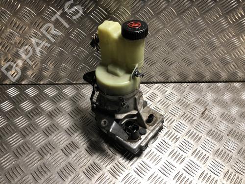 Bomba direccion RENAULT MASTER III Van (FV) 2.3 dCi 130 FWD (FV0M, FV0Y, FV0J, FV02, FV03) (130 hp) 32985237