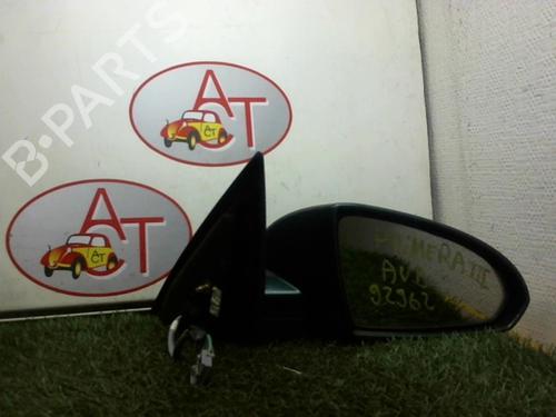 Used Right mirror NISSAN PRIMERA Hatchback (P12) 2.2 Di (126 hp) 30781215
