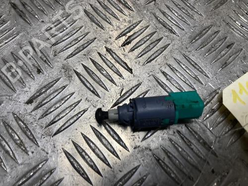 Used Switch Switch RENAULT MASTER III Van (FV) 2.3 dCi 130 FWD (FV0M, FV0Y, FV0J, FV02, FV03) (130 hp) 34224637 34224637