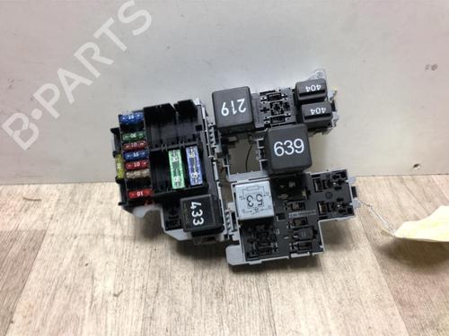 Caja reles / fusibles VW TOUAREG (7LA, 7L6, 7L7) 3.0 V6 TDI (225 hp) 20629377