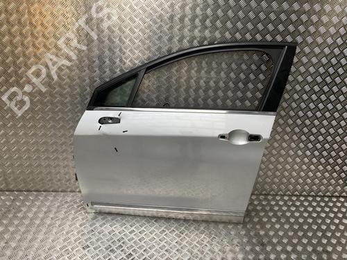 Used Left front door CITROËN C5 III Break (RW_) 1.6 THP 155 (156 hp) 31204367