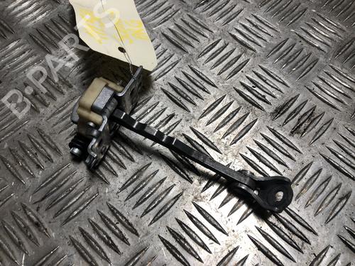 Used Hinge/Door check strap Hinge/Door check strap RENAULT SCÉNIC III (JZ0/1_) 1.9 dCi (JZ0J, JZ1J, JZ1K, JZ1S) (131 hp) 33706312 33706312