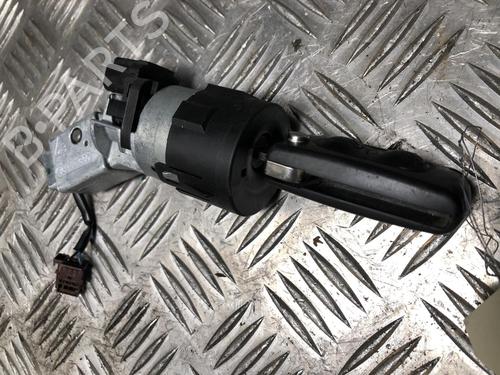 Used Ignition barrel Ignition barrel PEUGEOT 5008 (0U_, 0E_) 1.6 HDi (114 hp) 31952808 31952808