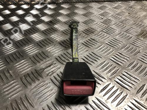 Engate do cinto LADA NIVA Closed Off-Road Vehicle (2121, 2131) 1700 i 4x4 (21213, 21214) (83 hp) 33018212