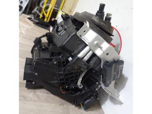 Heater matrix box VW GOLF PLUS V (5M1, 521) 1.9 TDI | BP28286753M61