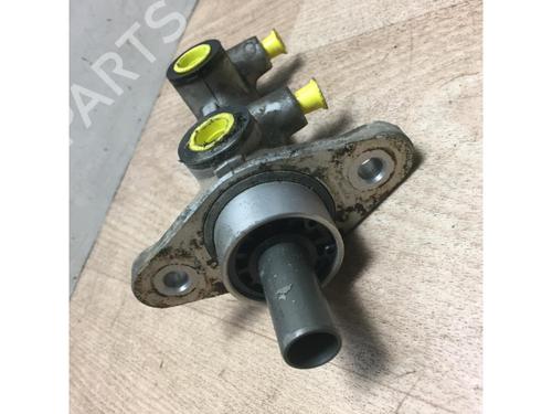 Used Brake master cylinder HYUNDAI TUCSON (JM) 2.0 CRDi All-wheel Drive (113 hp) 13277295