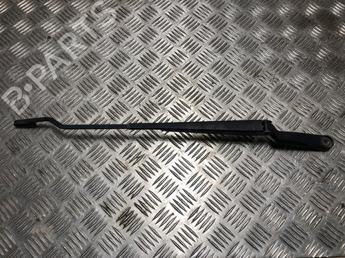 Used Front windshield wiper arm Front windshield wiper arm VW GOLF IV (1J1) 1.4 16V (75 hp) 34415790 34415790