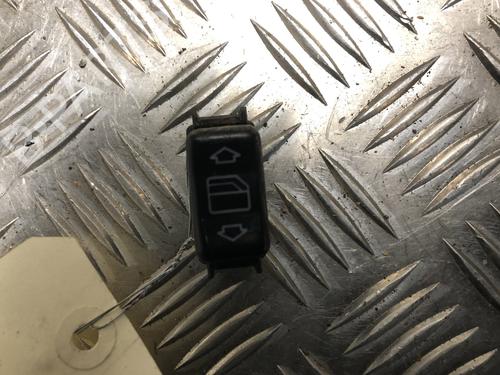 Used Right front window switch Right front window switch MERCEDES-BENZ G-CLASS (W463) 300 GD (463.327, 463.328) (113 hp) 36436392 36436392