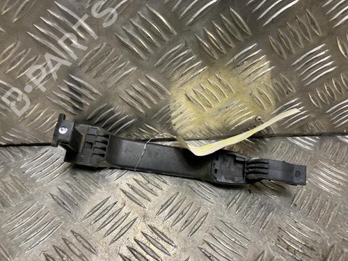 Used Front left exterior door handle RENAULT KANGOO / GRAND KANGOO II (KW0/1_) 1.5 dCi (KW0C, KW2C, KW4C) (106 hp) 32069525