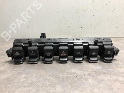 Used Warning switch PEUGEOT 3008 I MPV (0U_) 1.6 HDi (109 hp) 20617447